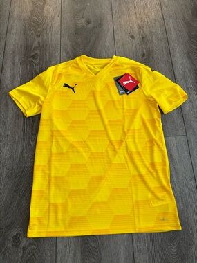 Puma Men’s Bright Yellow Soccer Jersey with Subtle Hex Pattern